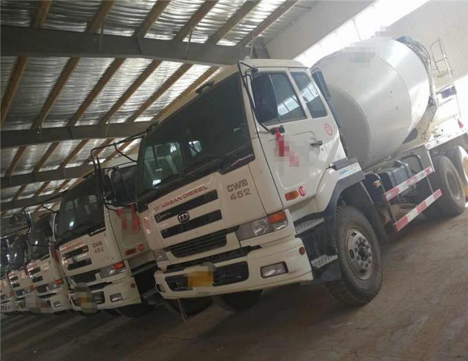 MITSUBISHI Fuso usou o combustível diesel de mistura concreto da capacidade dos caminhões 8m3 do misturador