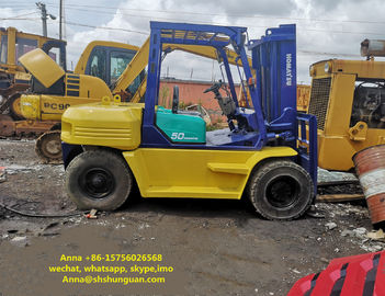 China Tipo manual usado de 5 toneladas do poder do caminhão de pálete da empilhadeira FD50 industrial fábrica